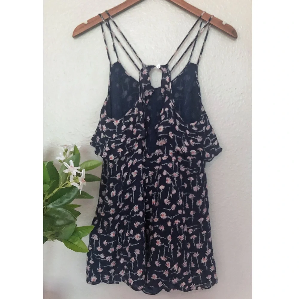 Urban Outfitters Kimchi Floral Blue Romper - Picture 4 of 5
